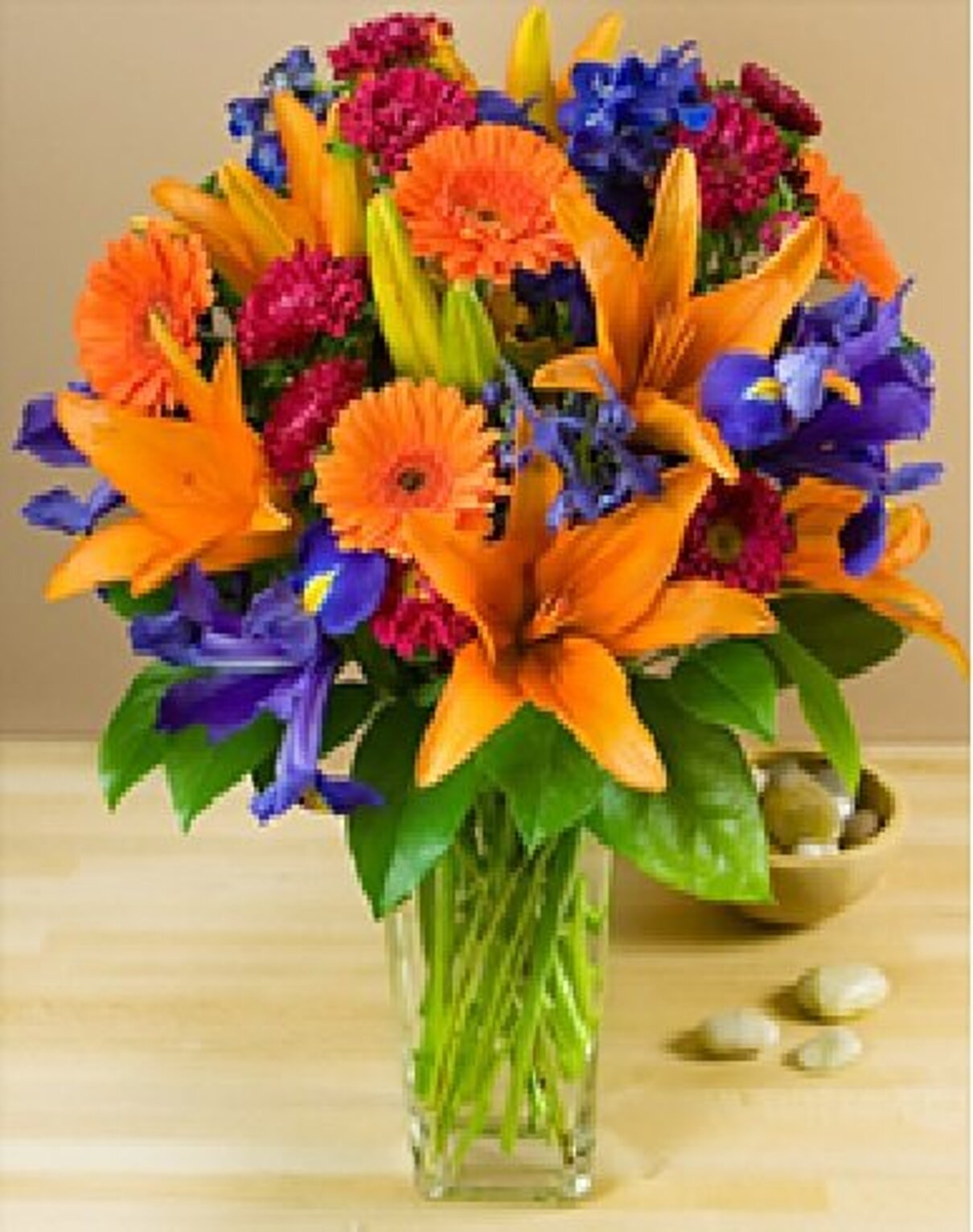 Complaint-review: 24Sendflowers.com - Delivers random flowers instead of chosen from the site arrangements. Photo #1
